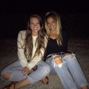 Meet your Posher, Afton